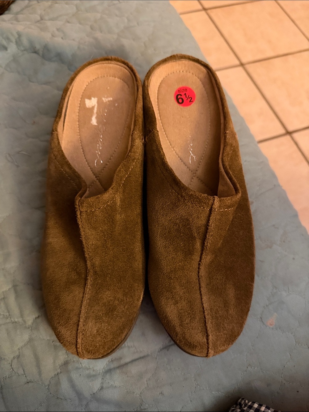 Easy Spirit Women's Olive Suede Slip-On Mule